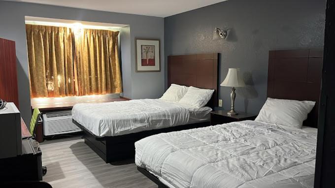 Blisspoint Inn & Suites, 노스우드 외부 사진